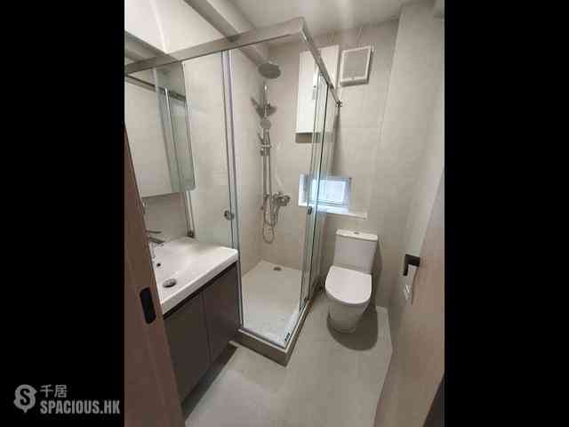 Sai Ying Pun - 1E, High Street 08