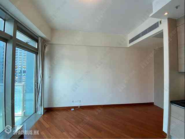 Wan Chai - The Avenue Phase 2 Block 2 03