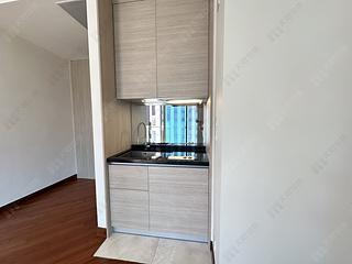 Wan Chai - The Avenue Phase 2 Block 2 09