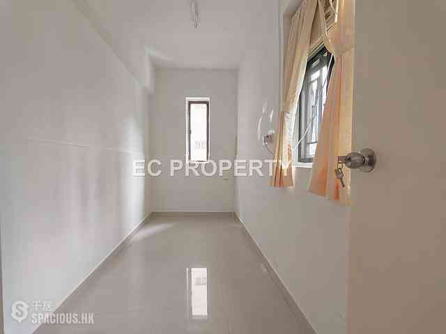Tsim Sha Tsui - 30, Haiphong Road 05