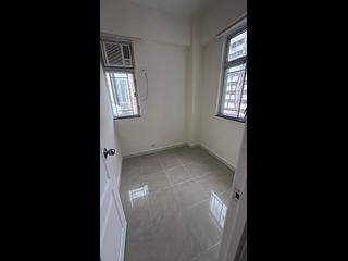 Shau Kei Wan - Ho King Building 05