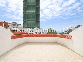 Pok Fu Lam - Aqua 33 03