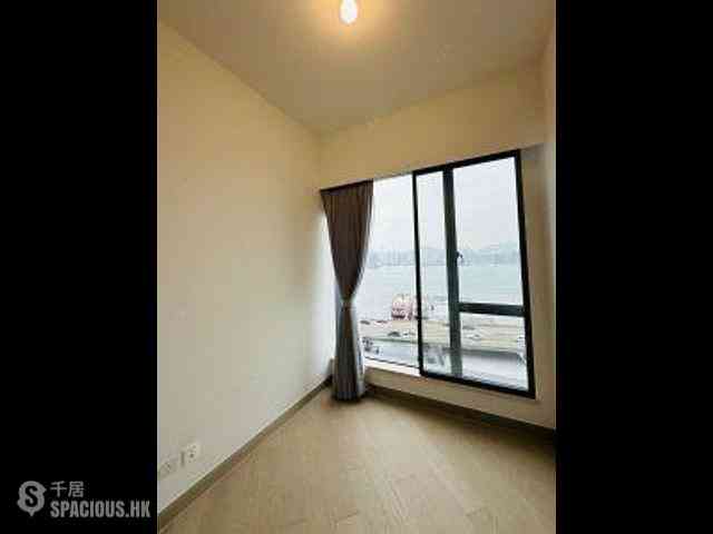 North Point - Victoria Harbour 01