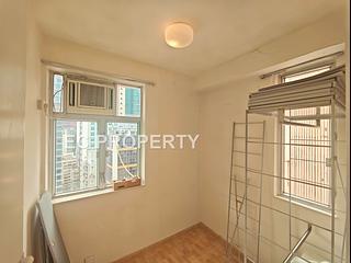 Sheung Wan - Evora Building 07