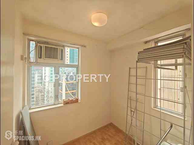 Sheung Wan - Evora Building 07