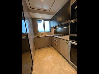 Shau Kei Wan - Lime Gala Block 1A 07