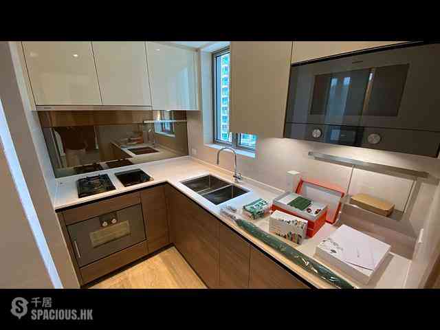 Kwun Tong - Grand Central 13