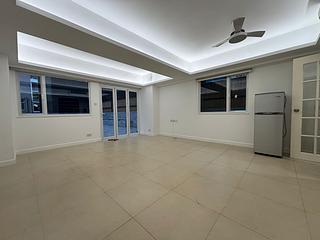 Kennedy Town - New Fortune House Block A 03