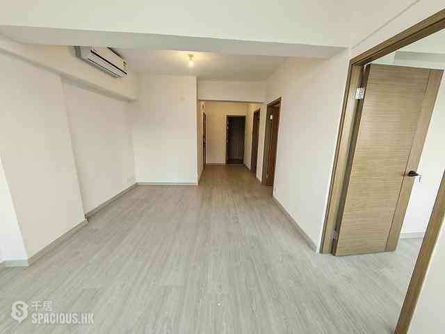 Wan Chai - Wing Cheung Mansion 06