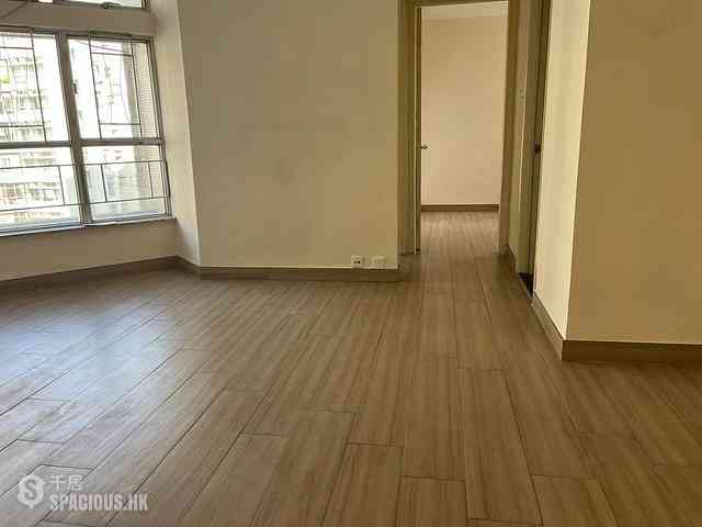 Whampoa Garden - Whampoa Garden Phase 2 Cherry Mansions Block 2 04