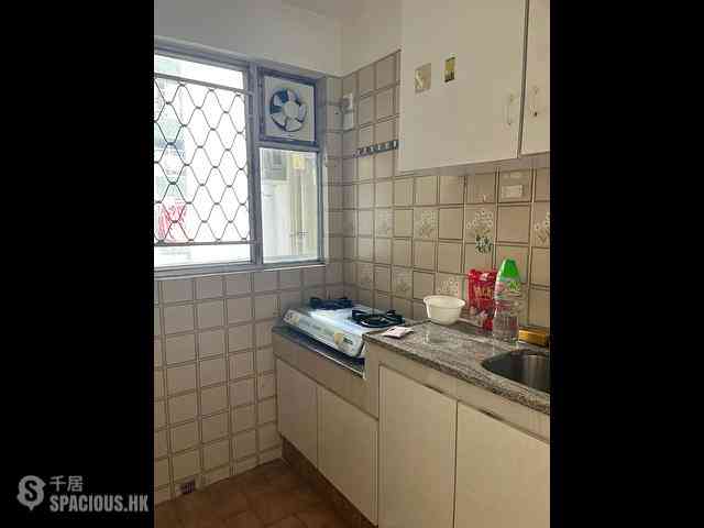 Whampoa Garden - Whampoa Garden Phase 2 Cherry Mansions Block 2 05