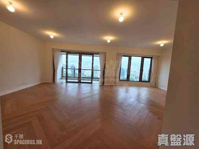 Ho Man Tin - St. George's Mansions Tower 2 01