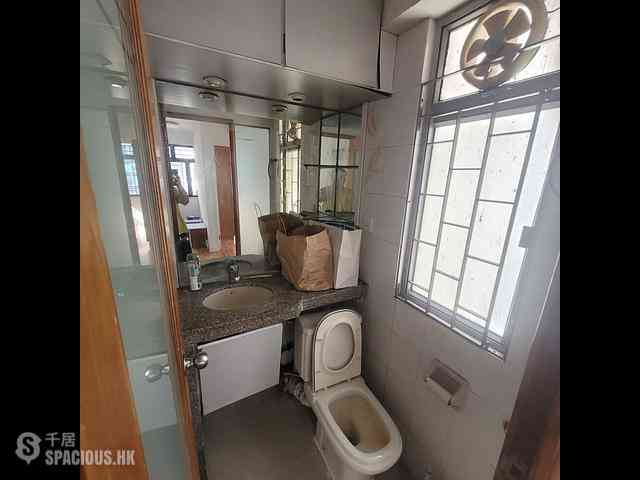 Jordan - Wai Ching Court Block A 06