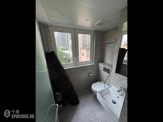 Central - 61-63, Hollywood Road 06