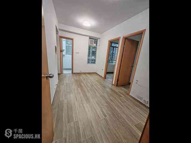 Sai Ying Pun - New Start Building 02