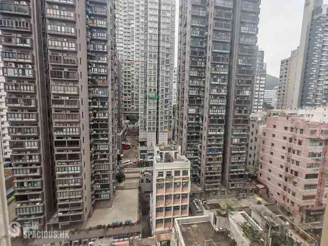 Sai Ying Pun - New Start Building 08
