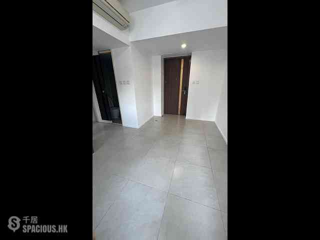 Shau Kei Wan - EAST 17 02