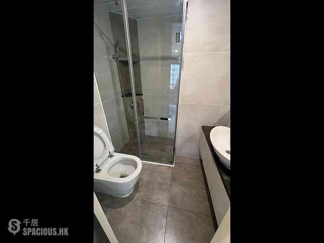 Shau Kei Wan - EAST 17 04