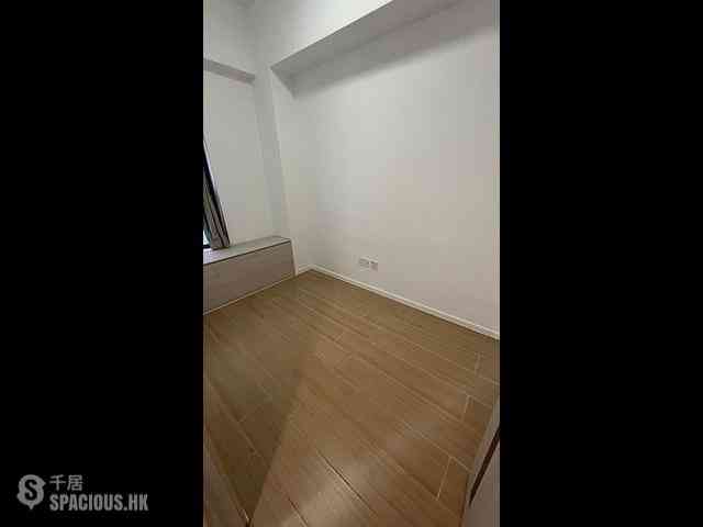 Shau Kei Wan - EAST 17 05
