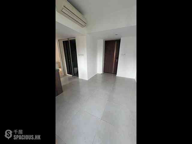 Shau Kei Wan - EAST 17 03