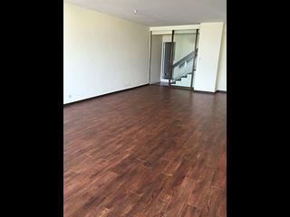 Chung Hom Kok - Cape Court 04