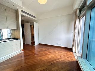 Wan Chai - The Avenue Phase 2 08