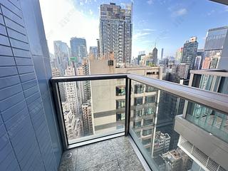 Wan Chai - The Avenue Phase 2 16