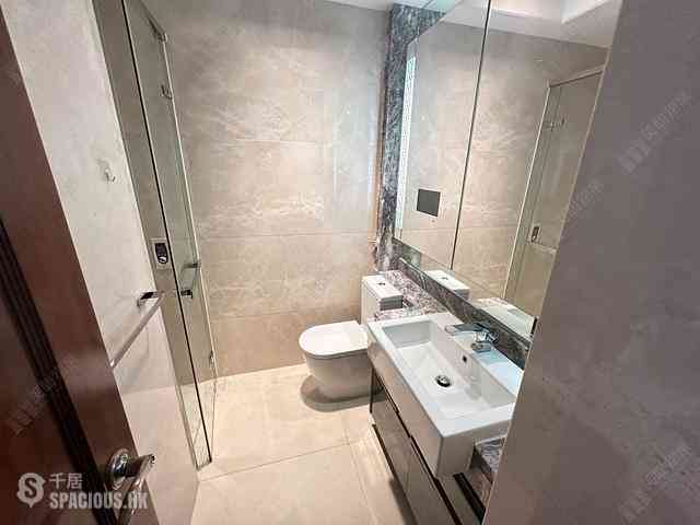Wan Chai - The Avenue Phase 2 15