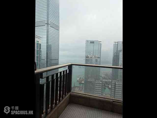 West Kowloon - The Arch Sky Tower (Block 1) 10