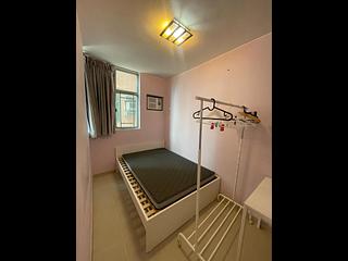 Sheung Wan - Queen's Terrace Block 2 03