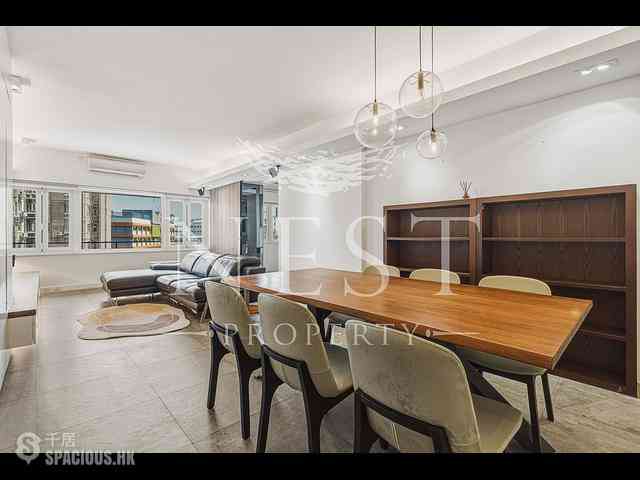 Braemar Hill - Hilltop Mansion 01