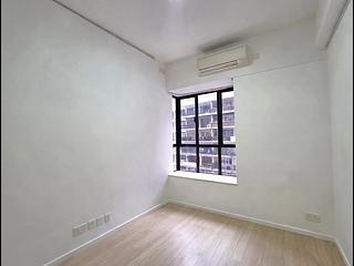 Mid Levels Central - Elegant Terrace 07