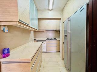 Wan Chai - Phoenix Court Block 1 04