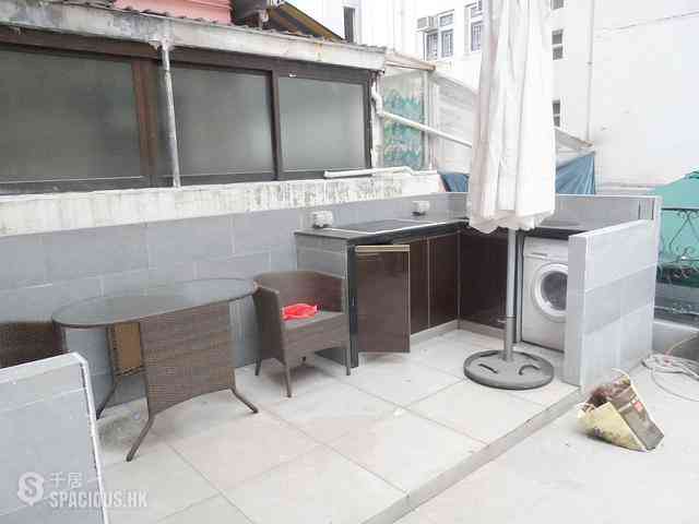 Wan Chai - Sing Kong Building 03