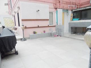 Wan Chai - Sing Kong Building 06