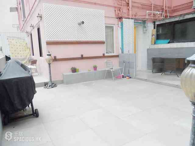 Wan Chai - Sing Kong Building 06