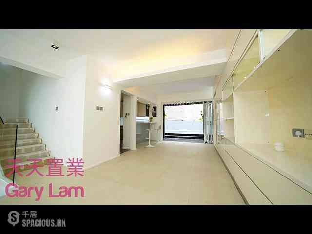 Clear Water Bay - Little Palm Villa 16