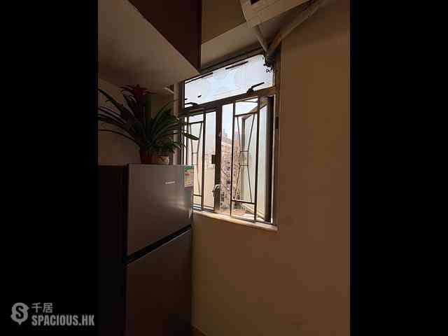 Sai Ying Pun - Wing Wah Building 15