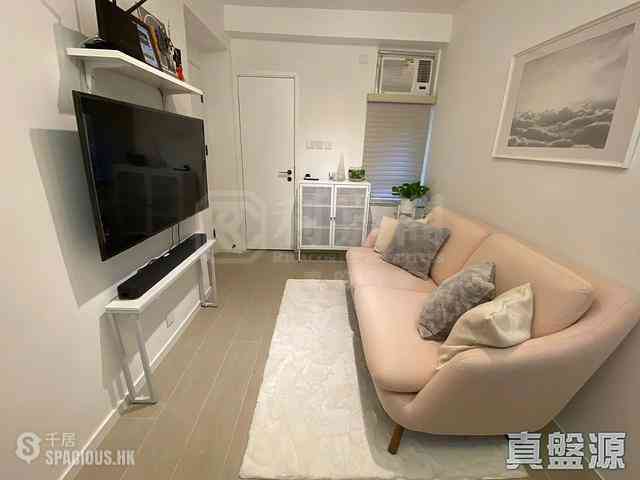 Sai Ying Pun - New Start Building 02