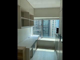 West Kowloon - The Waterfront Phase 2 Block 7 05