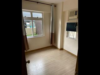 Shek Tong Tsui - Chester Court 03