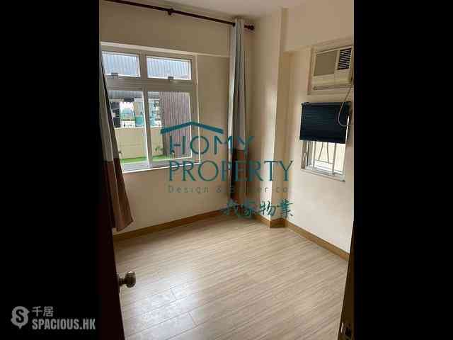 Shek Tong Tsui - Chester Court 03