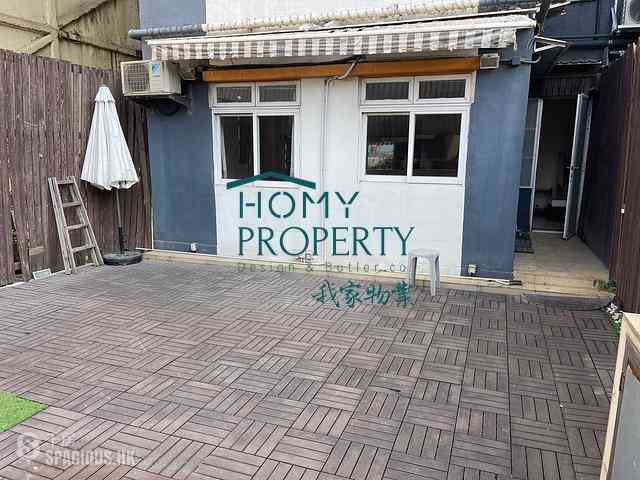 Shek Tong Tsui - Chester Court 02