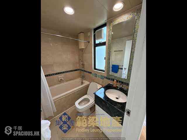 Mui Wo - Sea Crest Terrace Block 2 02