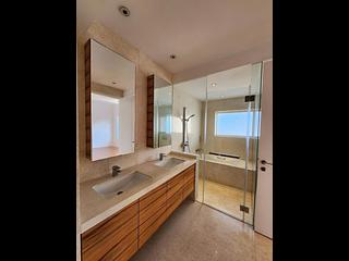 Chung Hom Kok - Magnolia (The Crown Villas) 07