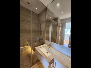 Chung Hom Kok - Magnolia (The Crown Villas) 08