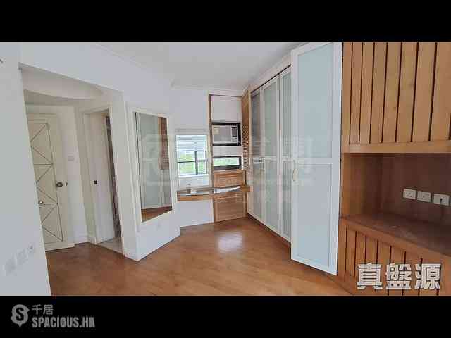 Tai Wai - Parc Royale Block 11 02