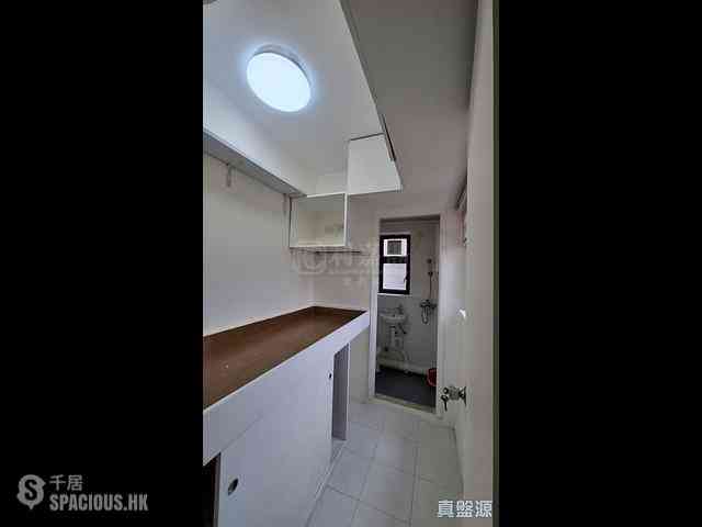 Tai Wai - Parc Royale Block 11 04