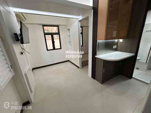Kennedy Town - Cheong Kat Mansion 05