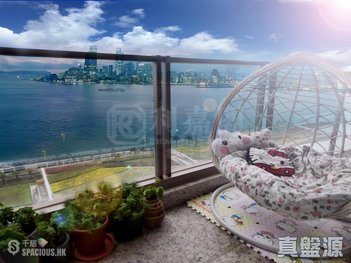 Fortress Hill - Harbour Glory 01